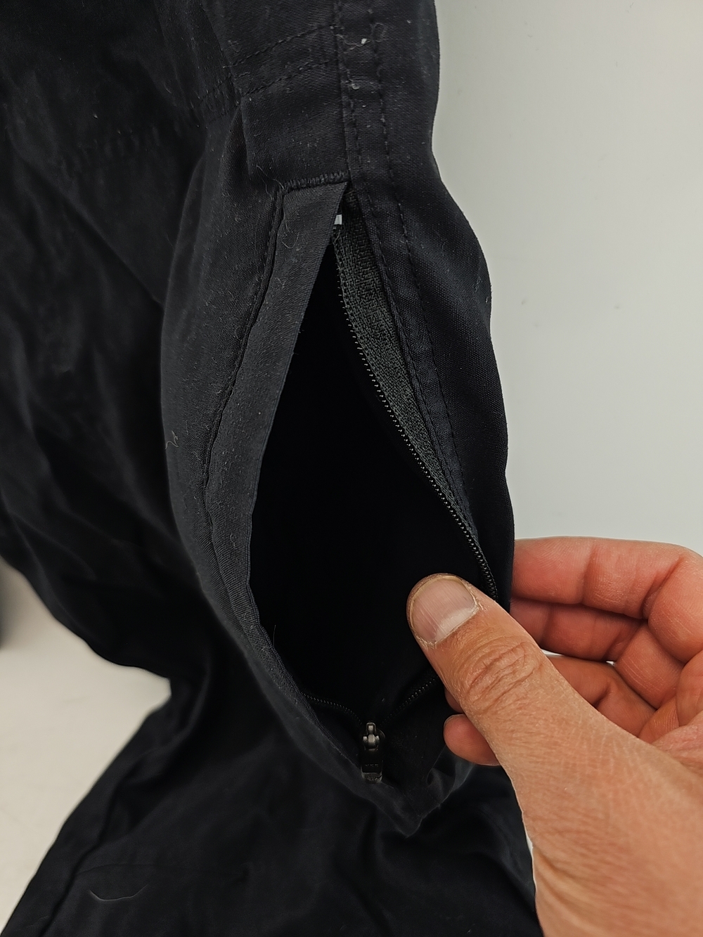 Orvis Black Insulated Straight Leg Chinos - Picture 5 of 7
